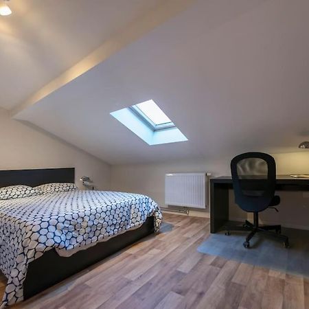 Appartement 4 Chambres A Liege Bagian luar foto